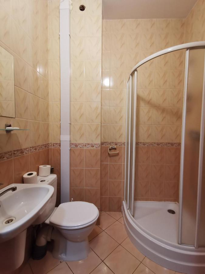 Podkowa Villa Police Eksteriør bilde